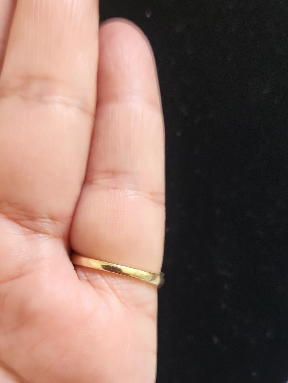 10K Two Tone Gold Diamond Accent Knot Ring Size 8 - Picture 3 of 4